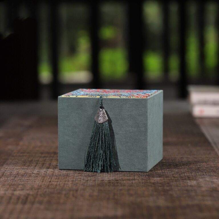 Chinese-style Retro Jewelry Ring And Pendant Storage Box