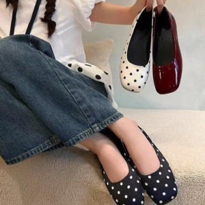 2026 Spring Retro Ballet Flats For Women-French Square Toe Slip-On Loafers, Vintage Grandma Shoes