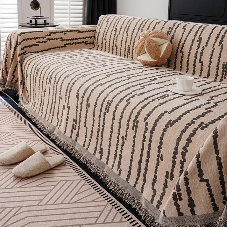Four-Season All-Purpose Chenille Sofa Cover