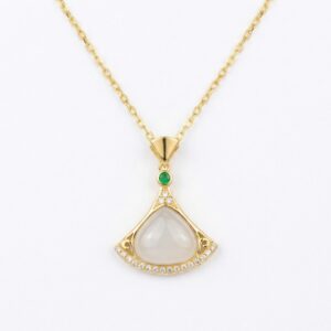925 Sterling Silver Elegant Fan-Shaped Necklace Featuring Lustrous White Gemstone and Vibrant Green Accents