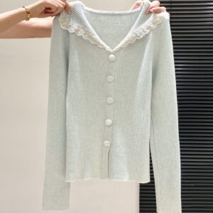 Gentle-style Lace Doll-collar Knit Sweater