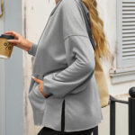 Fisoew Women's Hoodies Oversized Sweatshirts Casual Long Sleeve Side Slit Pullover Tops Fall Winter Outfits With Pocket
