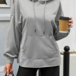 Fisoew Women's Hoodies Oversized Sweatshirts Casual Long Sleeve Side Slit Pullover Tops Fall Winter Outfits With Pocket