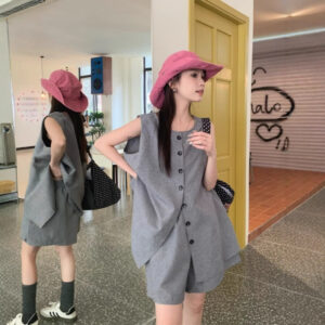 Women’s Fashion Round-Neck Sleeveless Tank Top And Casual Shorts Set