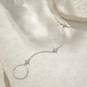 A Luxurious And Fashionable Minimalist Jewelry Bracelet Featuring Top-quality Moissanite, Made Of S925 Silver Electroplated With Platinum.