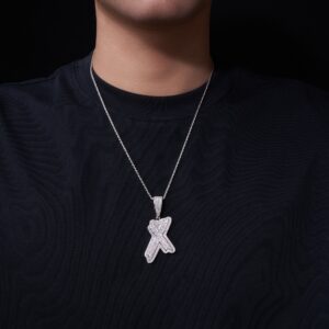 Fashion Design 26 Letters - R Set With Top Quality Morganite In Luxurious Fashion Minimalist Trend Jewelry Silver Pendant Necklace, Made Of S925 Silver Electroplated With Platinum.