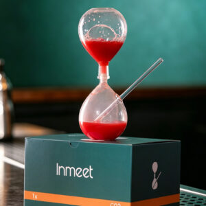 Creative Hourglass Cocktail Glass With Chicken Tail