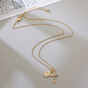 Womens New High-End Necklace With Colored Gemstone Inlays