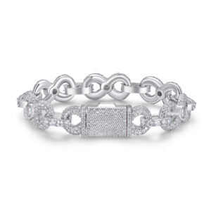 A Luxurious And Fashionable Minimalist Jewelry Bracelet Featuring Top-quality Moissanite, Made Of S925 Silver Electroplated With Platinum.