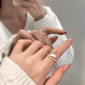 Vibrant Enamel Butterfly Ring, Delicate Purple Luxury Style, Premium Non-fade Everyday Wear Ring