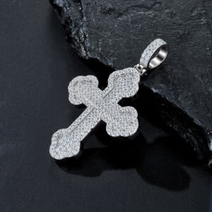 A Luxurious And Fashionable Minimalist Jewelry Pendant Necklace Set With Top-quality Moissanite, Made Of S925 Silver Electroplated With Platinum.