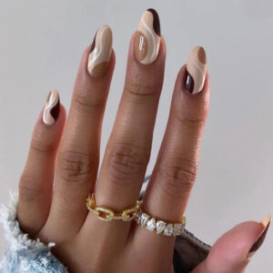 Retro Brown And White Nail Art Wearable Nails