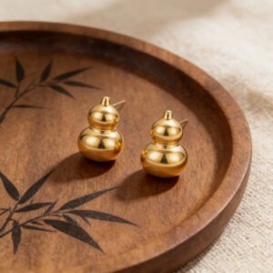 925 Sterling Silver Elegant Radiant Gourd Shaped Stud Earrings with High Polish Finish