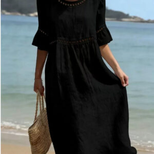 Elegant Casual Crew-Neck Three-Quarter-Sleeve Solid-Color Dress