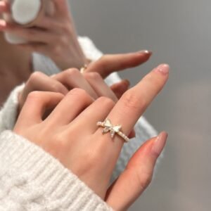 Vibrant Enamel Butterfly Ring, Delicate Purple Luxury Style, Premium Non-fade Everyday Wear Ring