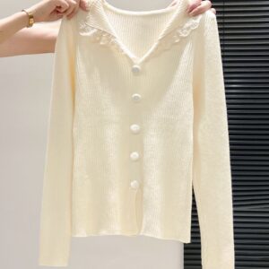 Gentle-style Lace Doll-collar Knit Sweater