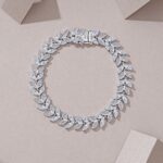 A Luxurious And Fashionable Minimalist Jewelry Bracelet Featuring Top-quality Moissanite, Made Of S925 Silver Electroplated With Platinum.