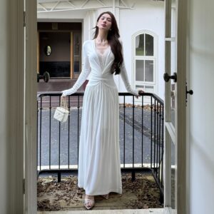 Women's Waist-Cinching Sexy Lace Long-Sleeve Dress