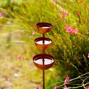 Garden Rust-Style Rainwater Collector Decor