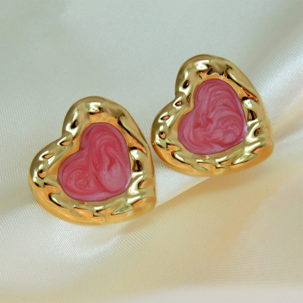 Ombre Heart-shaped Stud Earrings