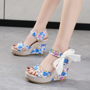 Women's Fashion Plus-Size Printed Lace Sandals