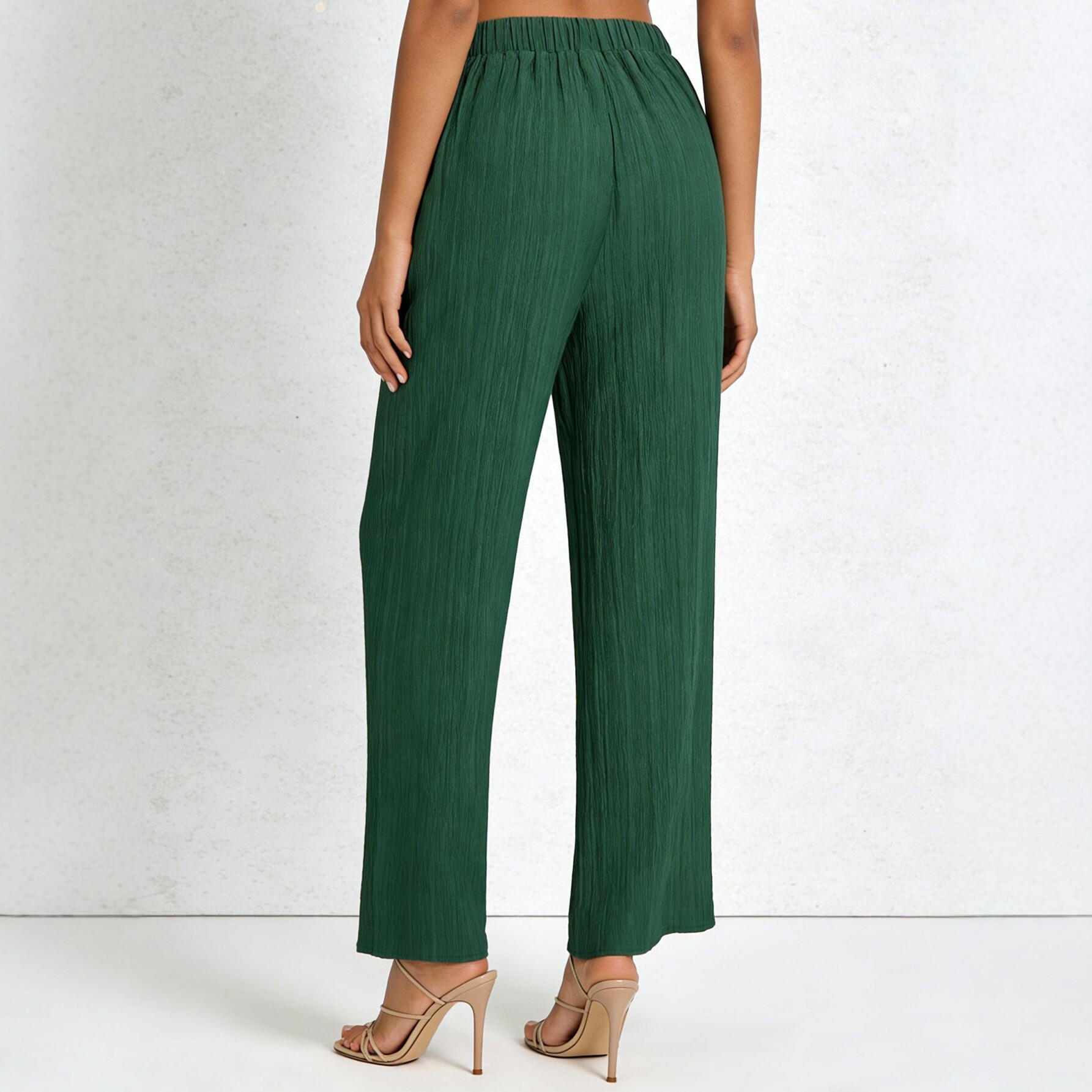 Relaxed Draping Casual Trousers With A Drawstringstylish And Versatile