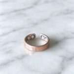 Double-magnet Ring Metal Glossy Surface Creative Jewelry Open-ring Accessory