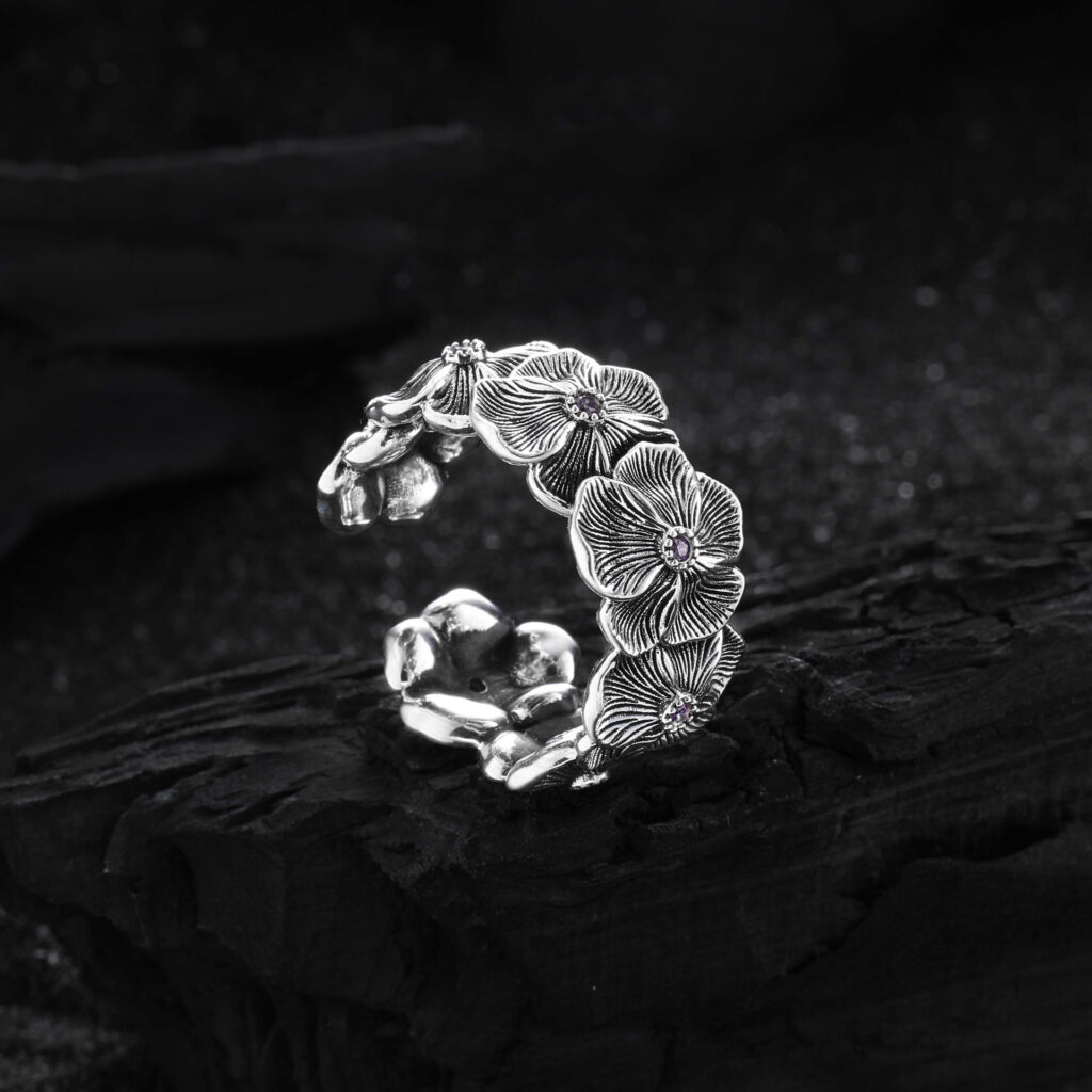 Niche Vintage Design 925 Sterling Silver Gardenia Wideband Ring For Women