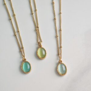Vintage Cat-Eye Stone Pendant Necklace