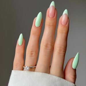 French-style Floral Rhinestone Chain Fake Nails For Women