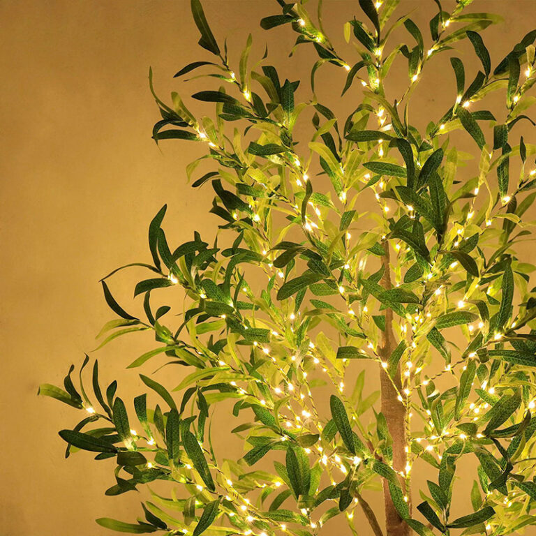 Festive Atmosphere Glowing Tree Lights