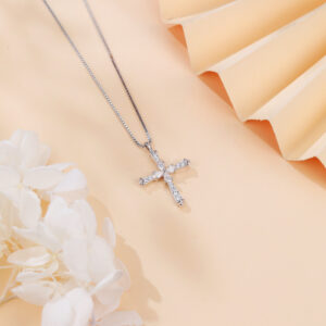 925 Sterling Silver Elegant Silver Cross Necklace With Sparkling Moissanite Accents - Timeless Christian Faith Symbol
