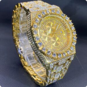 Men’s Diamond-encrusted Watch With A Modern Understated Luxury Style