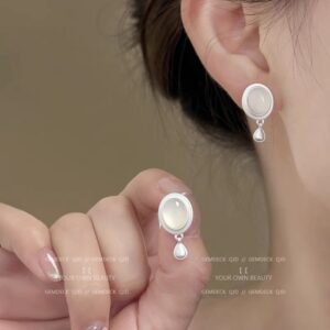 Minimalist Silver Metal Stud Earrings 2026 Hot Sale Style