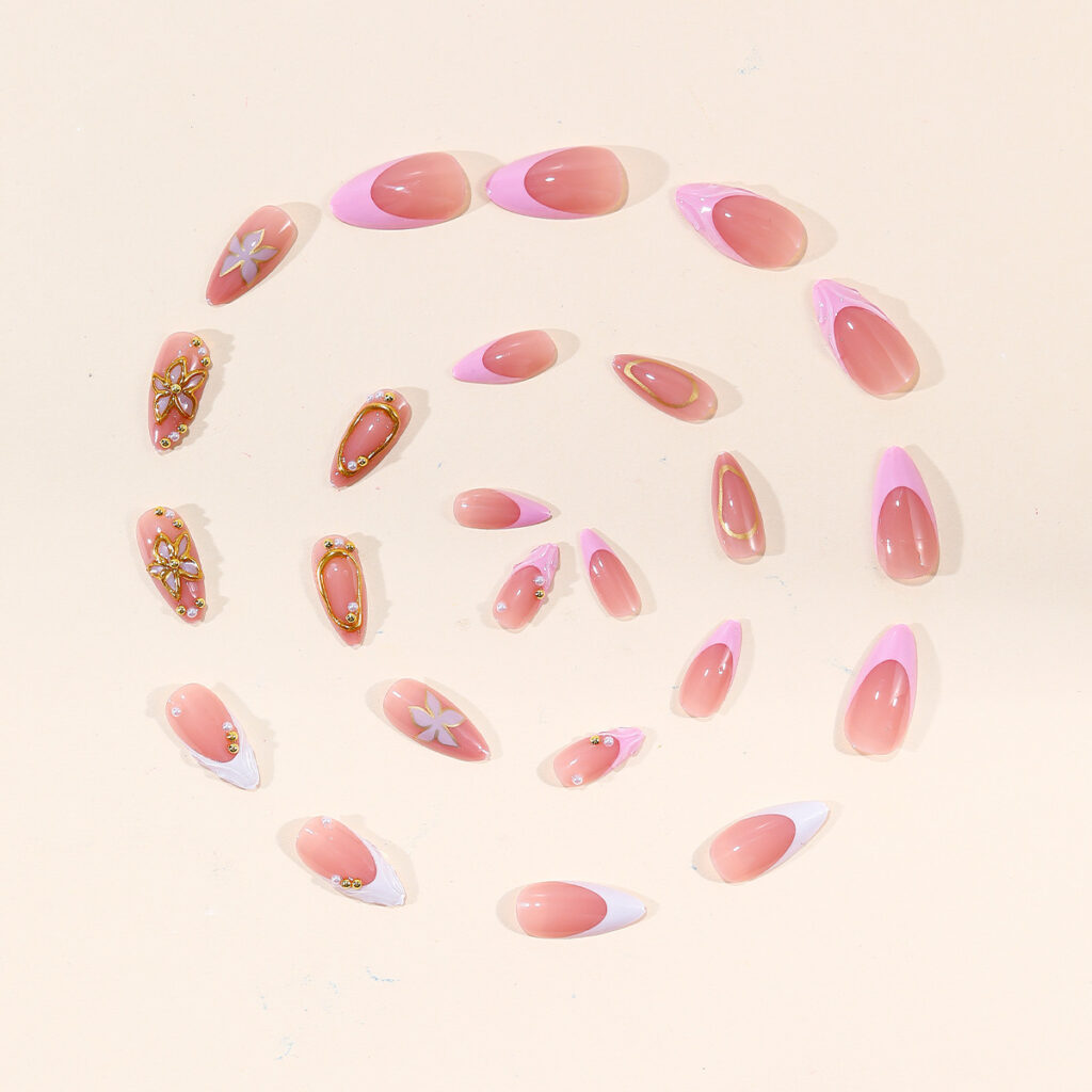 Three-dimensional Gold-carved Detachable Nails For Women