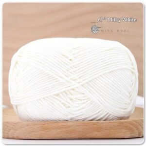 4-ply Combed Milk Cotton Yarn Ball For Dolls Blankets And Hair Clips Suitable For Crochet