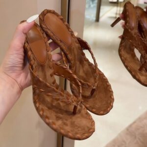 French Woven Flip Flops With Toe Clips, Women’s Summer New Style Retro Casual High Heels, Wearing Roman Sandals On The Outside