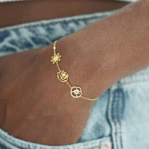Personalized 12 Birth Flower Fashionable Design Bracelet