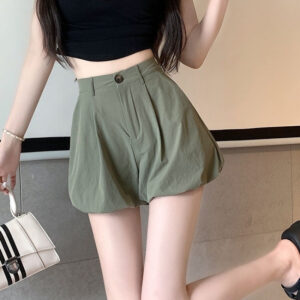 High-waisted Figure-flattering Loose-fit Casual Black Letter-print Shortslightweight Design
