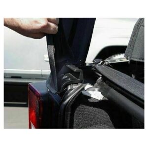 Soft Top Rear Right & Left Window Retaining Clips--VX-901-84693
