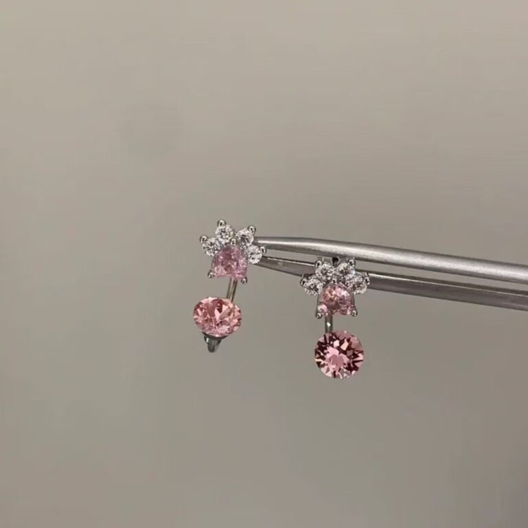 Super Sparkling Full Zircon Cat Paw Stud Earrings For Women, Sweet Cute Cat Drop Earrings Bow Helix Cartilage Studs Fashion Ear Jewelry