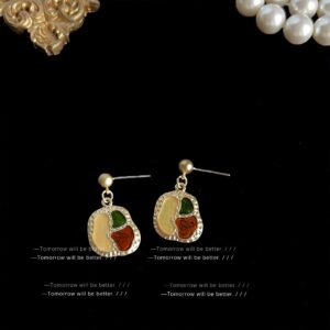 Retro Vintage Stud Earrings Women Elegant Style Niche Luxury Earrings Fashion Fine Jewelry Gift