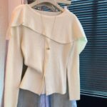 Designer-style Fitted Waist Figure-flattering Versatile Knit Top