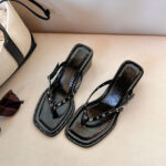 Women's Black Studded Thong Slippers, Soft Sole Casual Minimalist High Heel Flip Flops, 2026 New, Outdoor Summer Wear