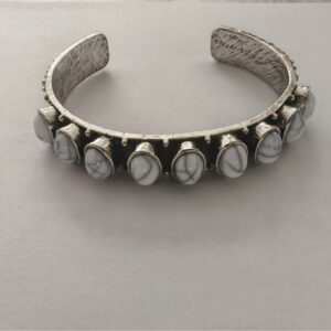 Vintage Oxidized Silver Cuff Bracelet, Linear Oval Simulated Red Vein Stone Wide Open Bangle, Boho Southwest Statement Jewelry For European Spanish Women