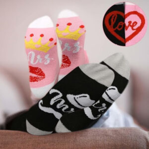 Matching Socks For Couples (2 Pairs), Romantic Partner Socks In Pink And Black, Original Wedding Gift For The Bride And Groom, Fun Couple Socks For Engagement And Wedding Party Decorations