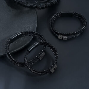 Woven Leather Bracelet For Men With A Magnetic Clasp And A Minimalist Design