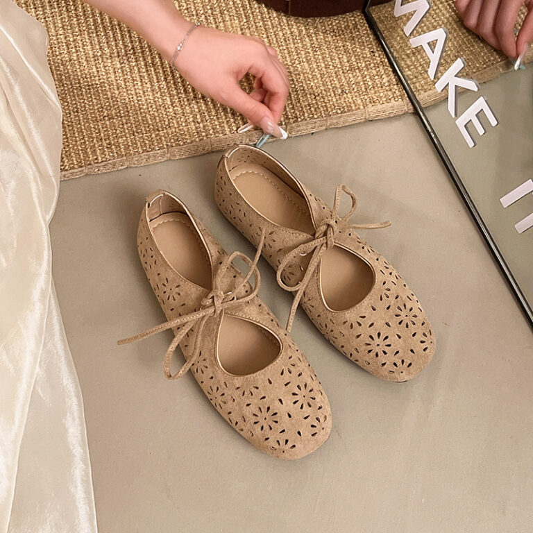 French Style Cutout Embossed Mary Janes, Women Flat Elegant Low Cut Flats, 2026 Summer New Arrival