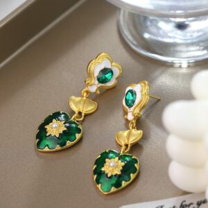 Vintage Cubic Zirconia Pendant Earrings Female Geometric Stud Earrings Retro Premium Gift