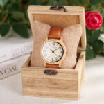 Creative And Fashionable Wooden Couples Watches